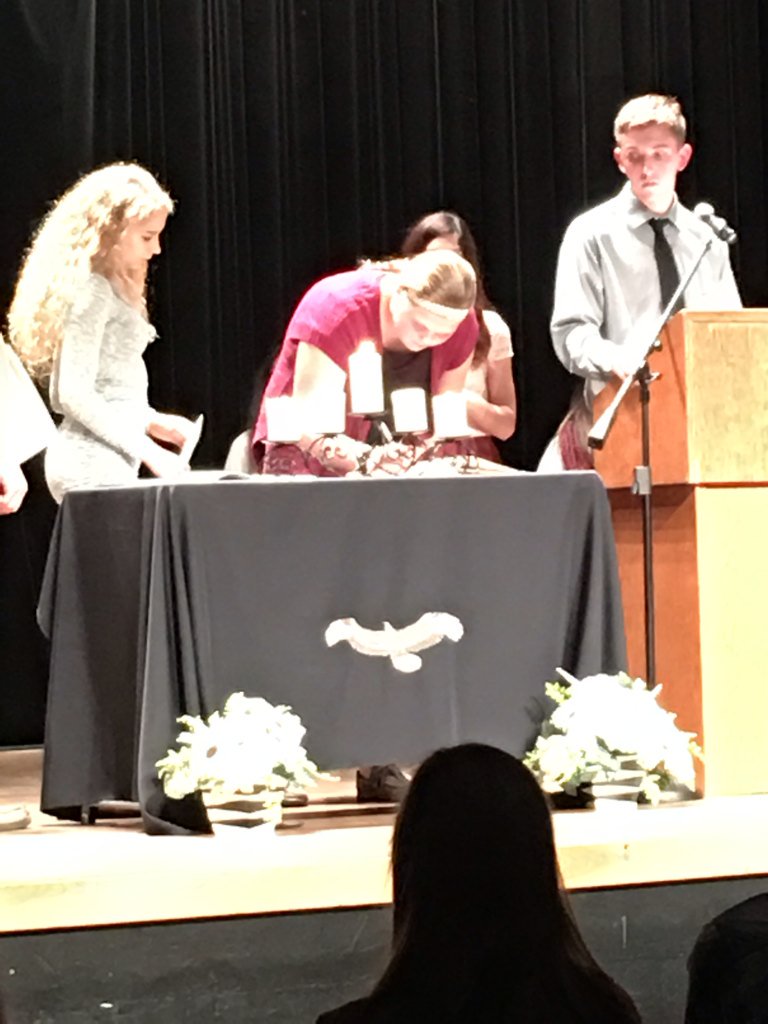 J_JRademann's tweet photo. #proudparent #NHS2016 https://t.co/WHtohqPUYY