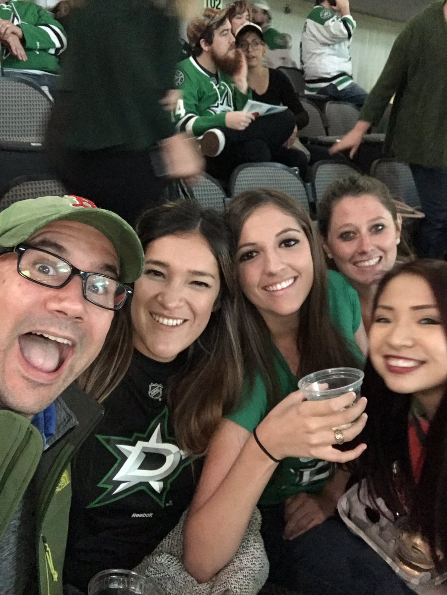 IKnowSoftware's tweet image. Ladies of #ModisDallas, repping at the #Stars game! #Modis