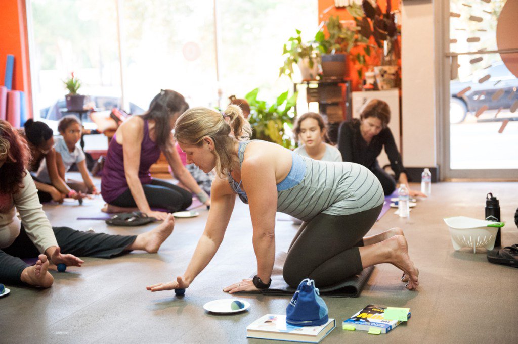 5 ways a HEALTH COACH Can Keep You Healthy Through The Holidays! jillruthrooks.com/2016/11/03/5-w…