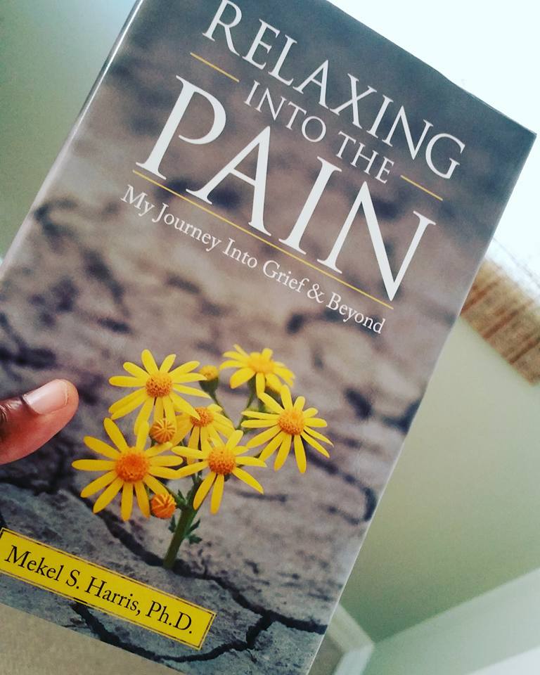 DrMekel's tweet photo. It's not too late to snag a copy of my book re: #grief: https://t.co/L8aUstJ5Em. #faith #christian #hope #inspiration #relaxingintothepain https://t.co/cSk70vbw5f