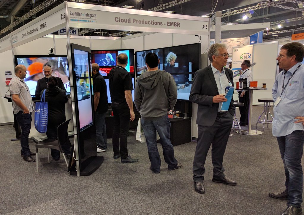 CloudProdNZ's tweet photo. Less than two hours to go at #FacilitiesIntegrate 2016.  Don't miss EMBR showing the rest how it's done.  #DigitalSignage #SimpleSimon https://t.co/77QZCpft0Y