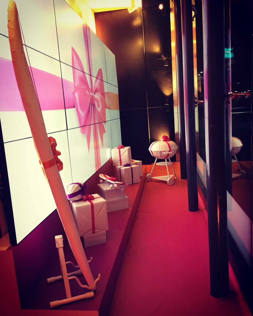 Santa is on his way <a href="/Telstra/">Telstra</a> Bourke St in Melbourne. Keep an eye out in-store as he gets closer to arriving.