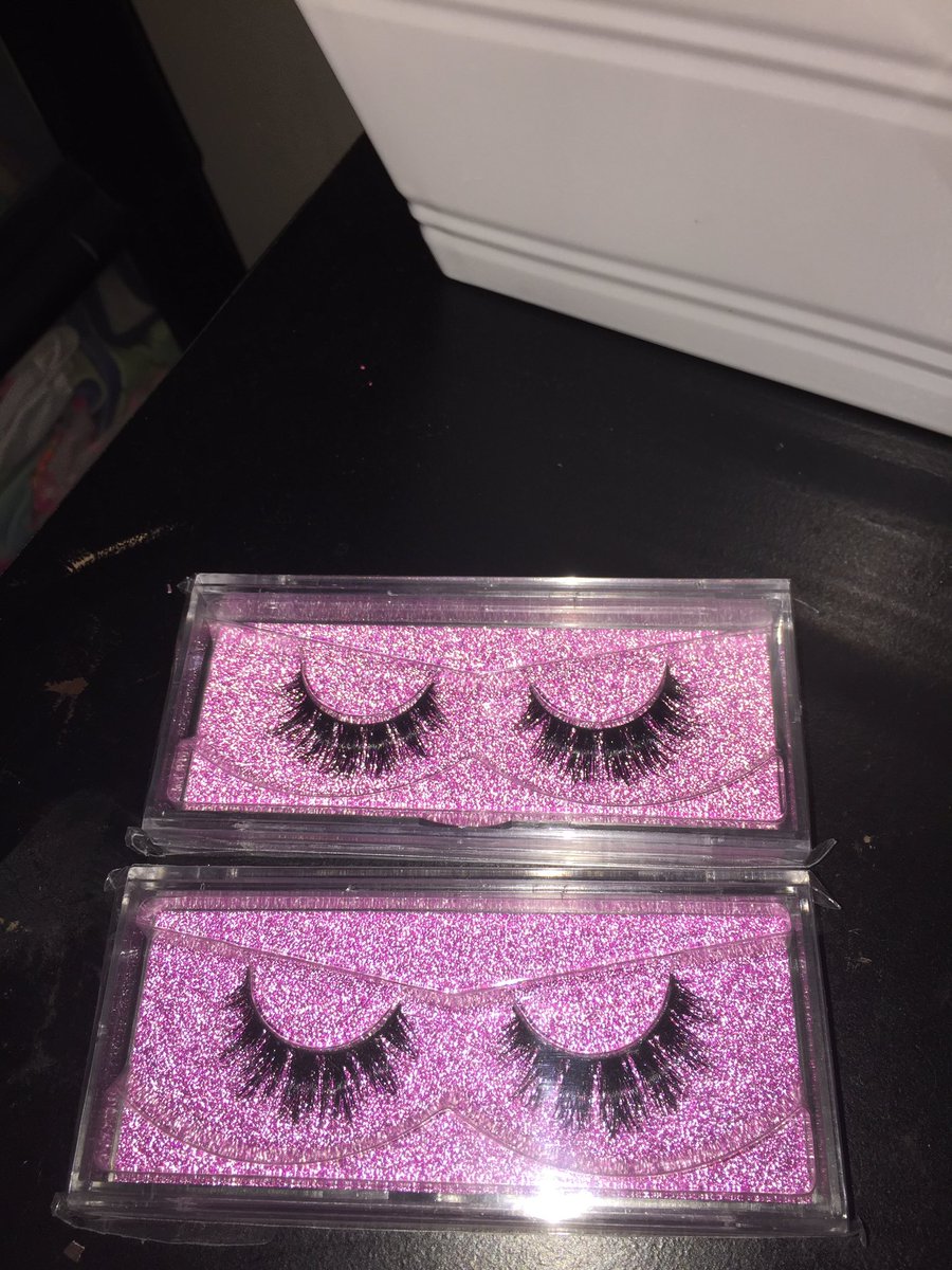 urbvnsavage's tweet photo. Lashes from @ImTheBombDotCom definitely "worth the wait"!😍✨ #LashLand https://t.co/ojjFAWQNjj