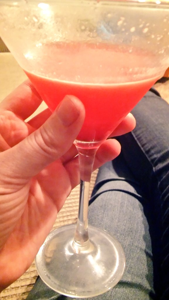 Msjaninepearce's tweet photo. Cheers lovely's. https://t.co/qVKwjtvOVT