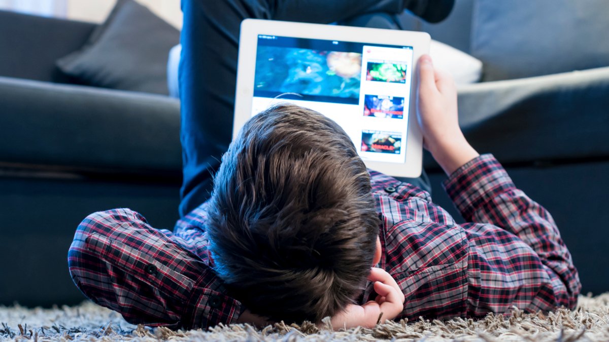 RepSelfie's tweet image. Great inforgraphic for all #parents to go through with their #children - #onlinereputationmatters #cybersafety ow.ly/eqTZ305A1RL