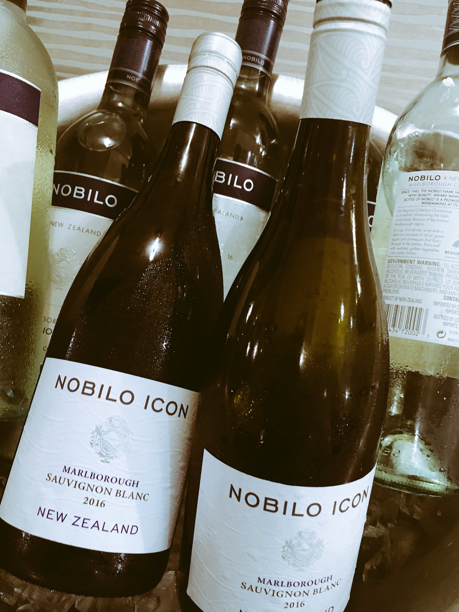 I'm a huge fan of <a href="/nzwine/">New Zealand Wine</a> Sauvignon Blanc with Asian fusion cuisine - #Nobilo and <a href="/SidedoorKitchen/">SidedoorKitchen</a> were a huge hit! <a href="/NatalieMacLean/">NatalieMacLean</a>