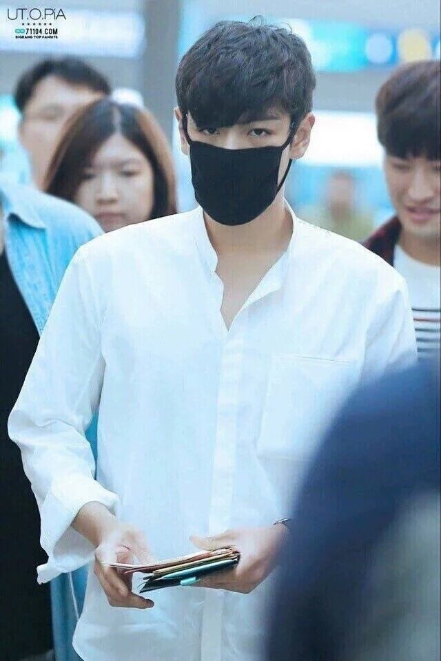 3115_nn's tweet photo. เชิ้ตขาวทีไร น้องใจสั่นทุกที👻💜 #happyTOPday #TBD16 https://t.co/QZv6ZHj0Dp