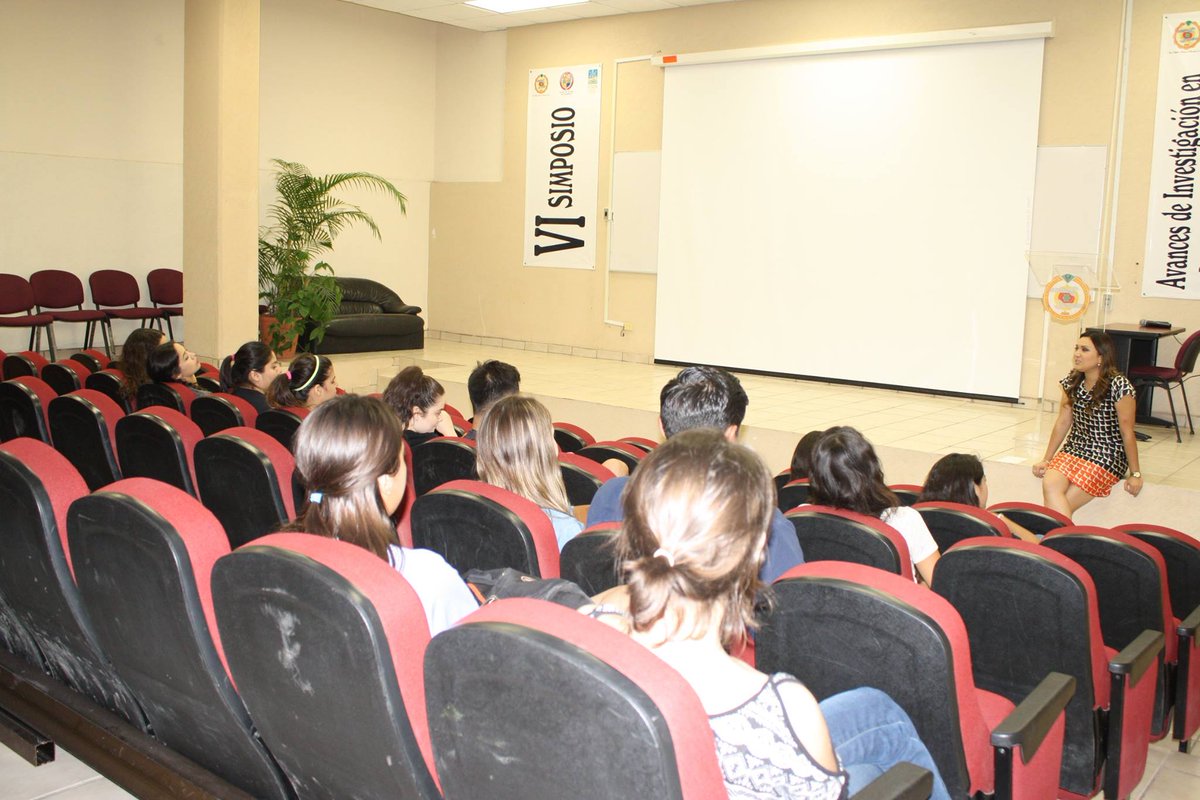 BustamanteCarla's tweet photo. Talk about Sports PR with college students and my #GSMP2015 experience. #empowerwoman #sportsempower @SportsEmpower @SportandPeaceUT https://t.co/Xy0N437sbm