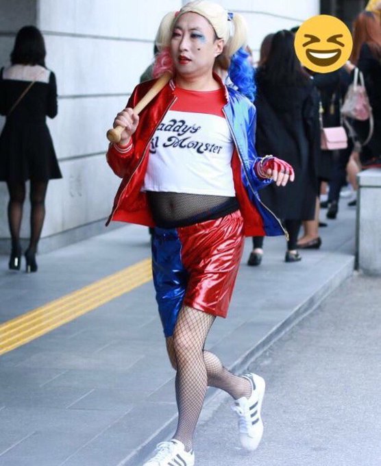 A little late, but I think this is the best #HarleyQuinn this Halloween saw 😹 https://t.co/RYtCZRBTO