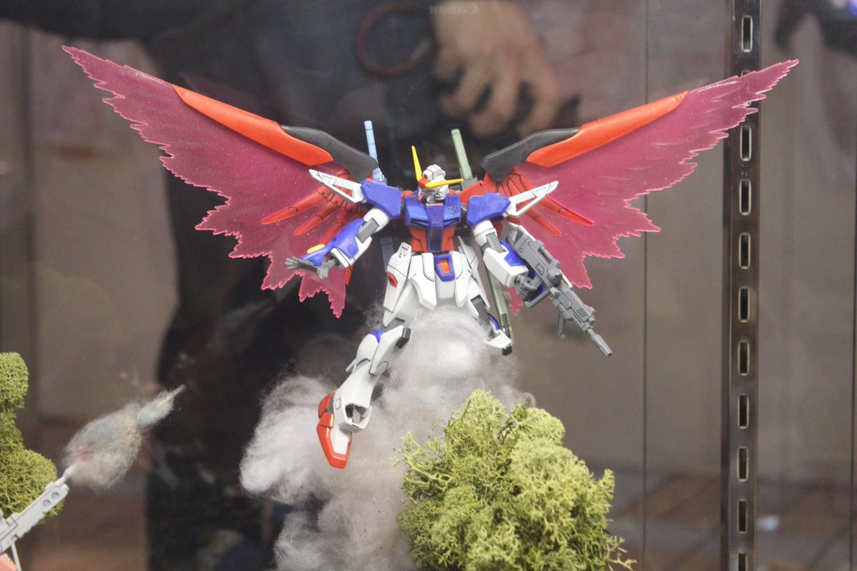 にわか なおぽん作のガンダムが展示させてます 岡本尚子 hkt48 西鉄ホール にわか なおぽん作のガンダムが展示させてます 岡本尚子 hkt48 西鉄ホール
