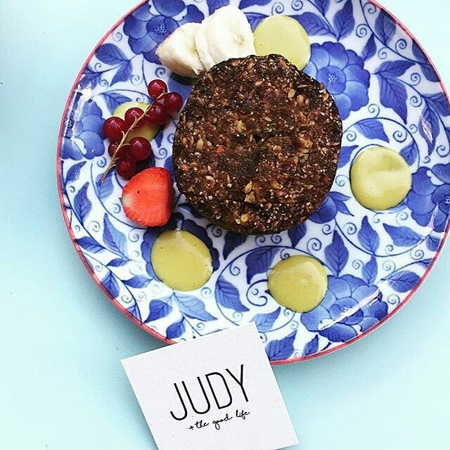 Judys_Good_Life's tweet photo. Pour quel #dessert allez vous craquer aujourd'hui ? @chouchoumitonne a fait le choix du #CarrotCake ! https://t.co/qGK80k6GjI