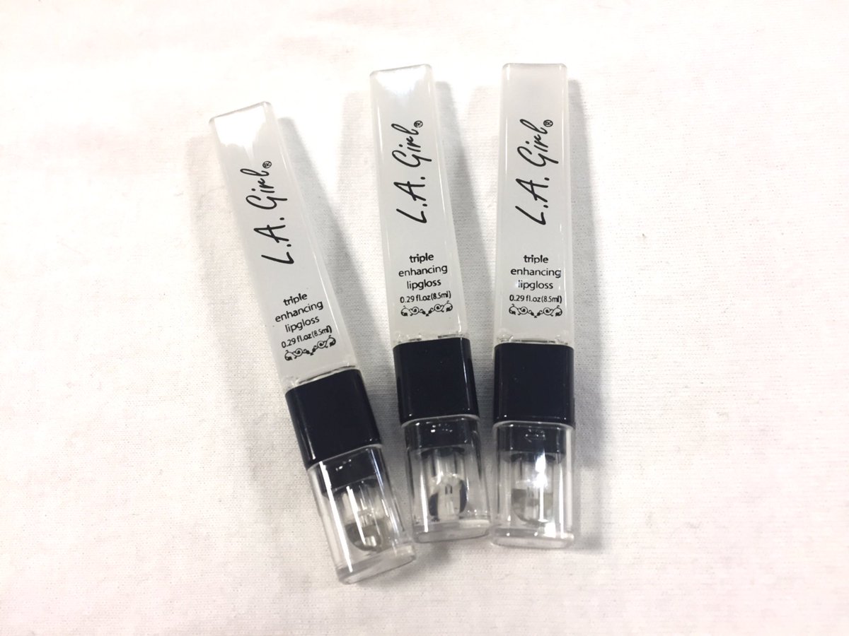 サンキューマート仙台イービーンズ店 再入荷 アメリカ発 人気ブランド L A Girl の透明グロスが再入荷 いつものリップに重ねるだけで プルプルな唇になれちゃいます 他にも使いやすいカラー揃ってます もちろん全品390円 Tax いいなと