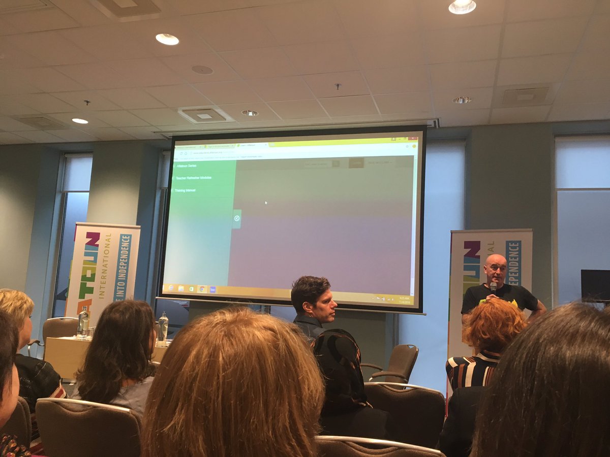 Right now in #IMAFLATOUN : introducing the Aflatoun Education Platform, in partnership with <a href="/LearnEQ/">Learning Equality</a> !