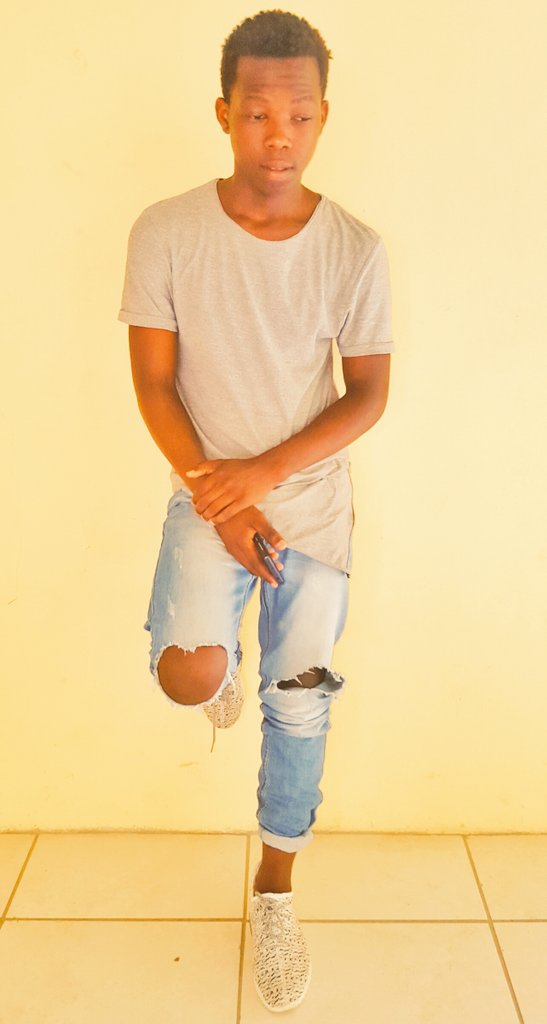 PeleMathandi's tweet image. Just for controll