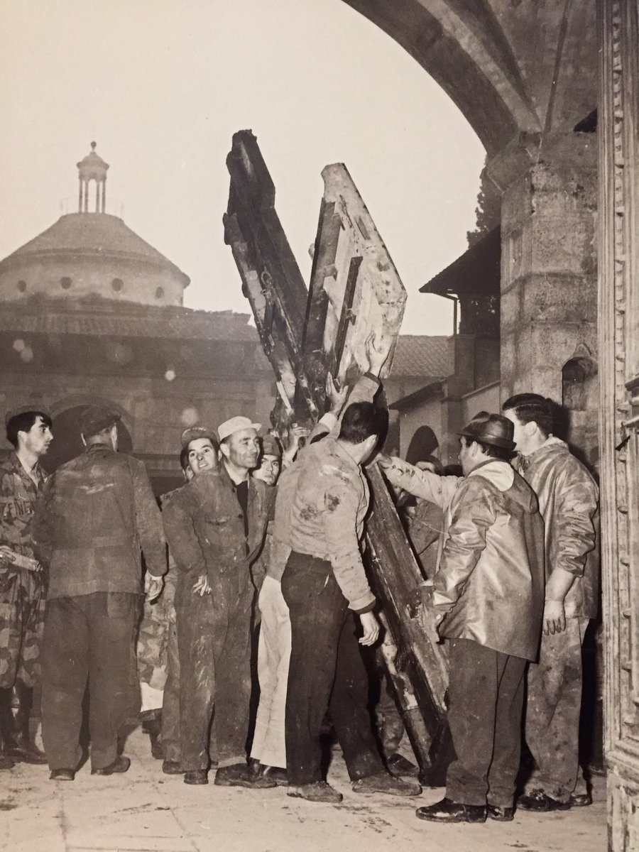 Opens today photo exhibit in hall 41 to commemorate Nov 4th floods of #florenceflood #arno66