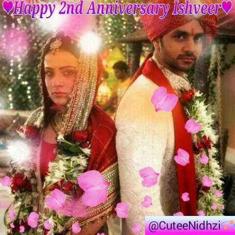 CuteeNidhzi's tweet photo. #Happy2ndAnniversaryIshveer πβ€π«
#BestOnscreenCoupleOnEarth
#TheirUnconditionalLove β€π«
#Missing dem!! #TrueLoveBirds https://t.co/RPmCksBCFj