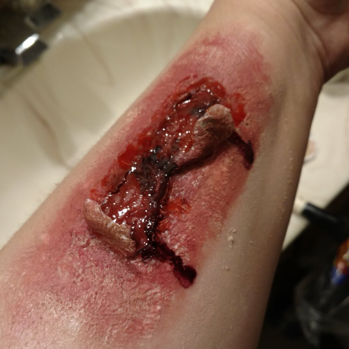 Halloween creations from October, even if we're past the end of the month. Ah, Halloween month; a great time to show of FX skills~