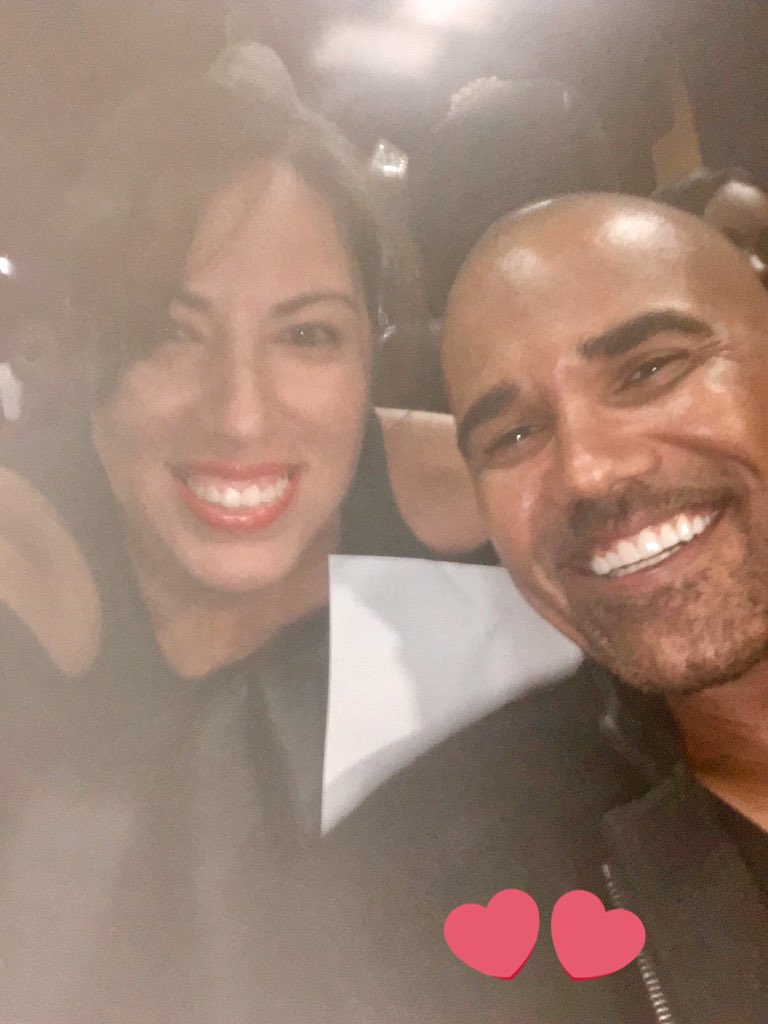 yesse1185's tweet photo. And then this happened.. Had the honor of meeting @shemarmoore - anything is possible! #yeswithyesse https://t.co/NcgclwRw1m https://t.co/UdqxuXduou