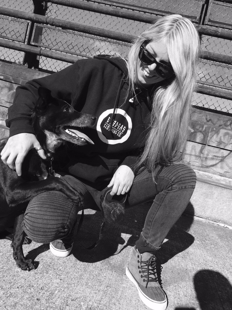 EYEDEASCLOTHING's tweet photo. up on the site now 

"circle logo hoodie"

https://t.co/rmJFMbWD91 https://t.co/RJ6c5z1SDd