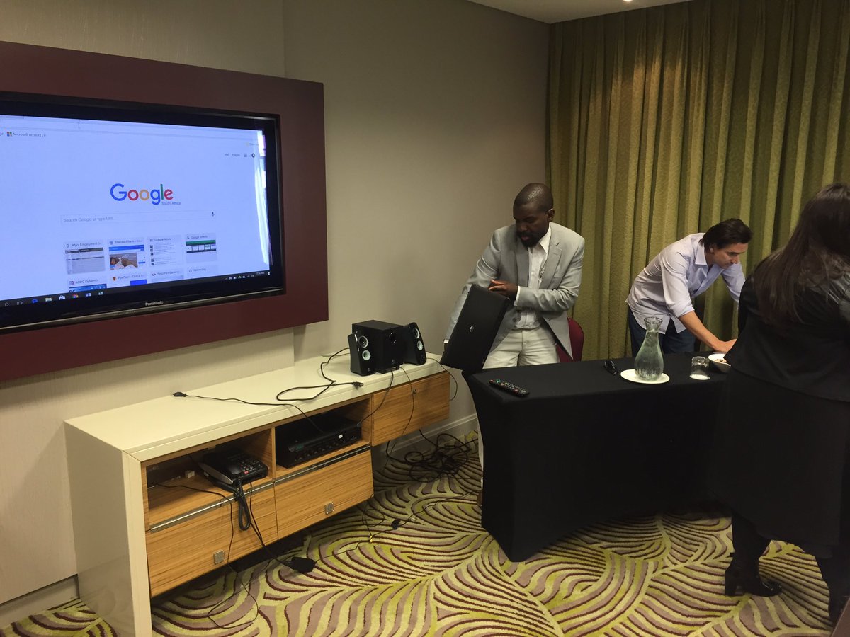 sinosume's tweet photo. Setup is underway. #ApsoIndaba #APSO2016 https://t.co/E3U6wBhADN