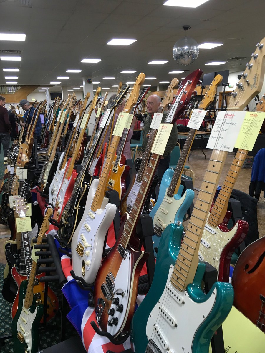 MojoShows's tweet photo. North Yorkshire Guitar Show - this Sunday 6th November -Thirsk Auction Mark Buy-Sell-Trade Guitars with MOJO https://t.co/dRqfem6jon