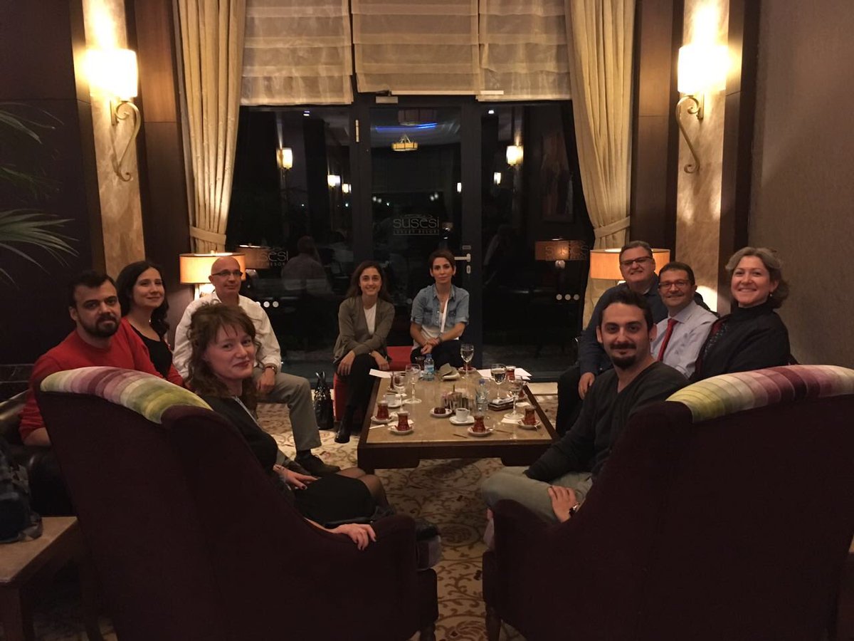 OlgerHatice's tweet photo. #turkpath2016, grade time with friends and teachers🐞🍀 https://t.co/Hq4ei266RY