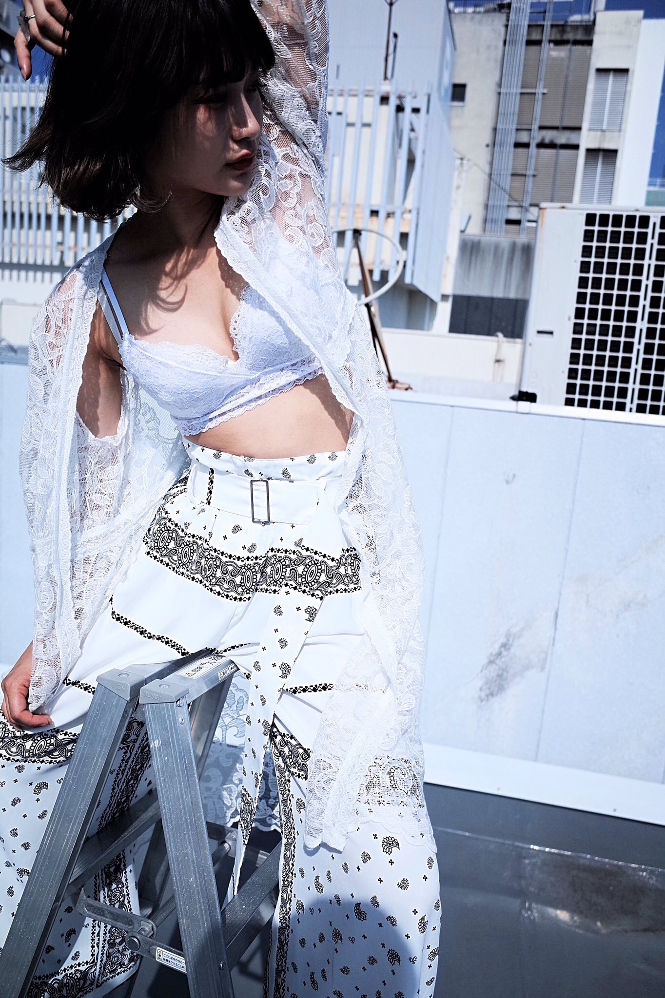 トヲル على تويتر 本日 撮影でいつもお世話になってるコムアイちゃん Kom I の水曜日のカンパネラがmステ出演で アラジン 初披露です ピコ太郎 Kinki剛くんとの絡みも楽しみ