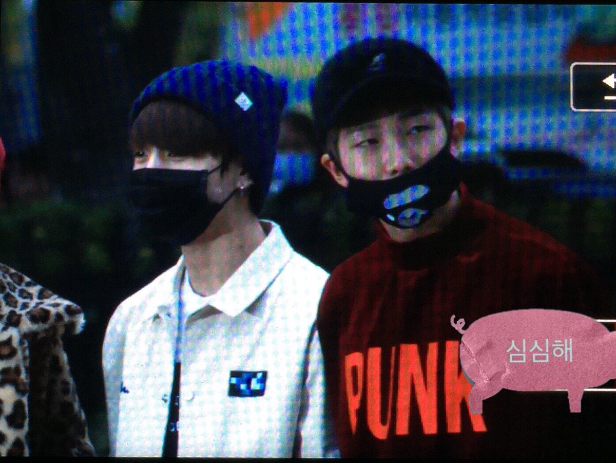 photography_ssh's tweet photo. 20161104 Preview
#musicbank #뮤직뱅크 #출근길 #kbs #kbs신관 #방탄소년단 #bts #전정국 #정국 #랩몬스터 #김남준 https://t.co/gepHmH8b4d