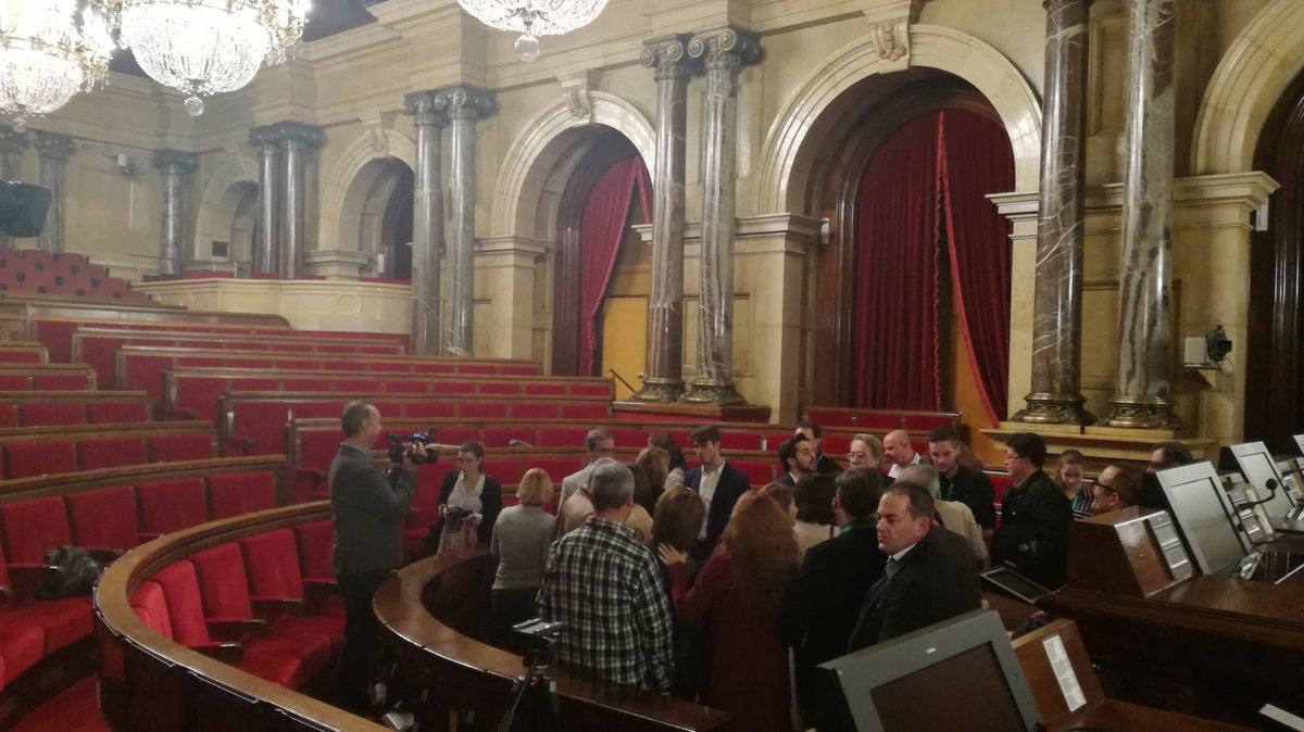 Cs_Badalona's tweet photo. Agrupación de @Cs_Badalona en la visita del #ParlamentObertCs organizado por @CiutadansCs #Badalona https://t.co/xLogoFYsKv