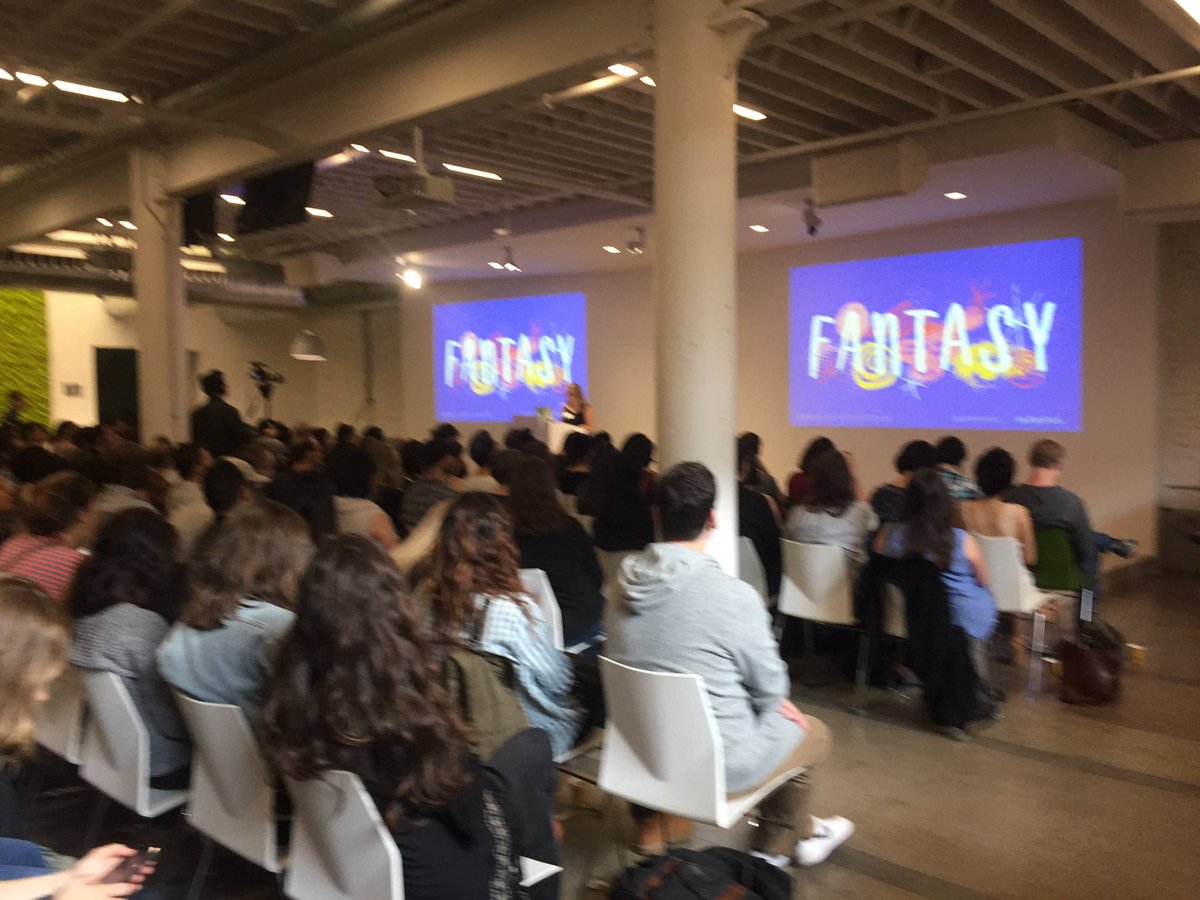 Oakland_CM's tweet photo. #cmoak representing at @SanFrancisco_CM this morning, thanks for the #hugbreak @ritaelise! #CMfantasy #creativemornings #cmBaeArea https://t.co/boxg3A6GTI