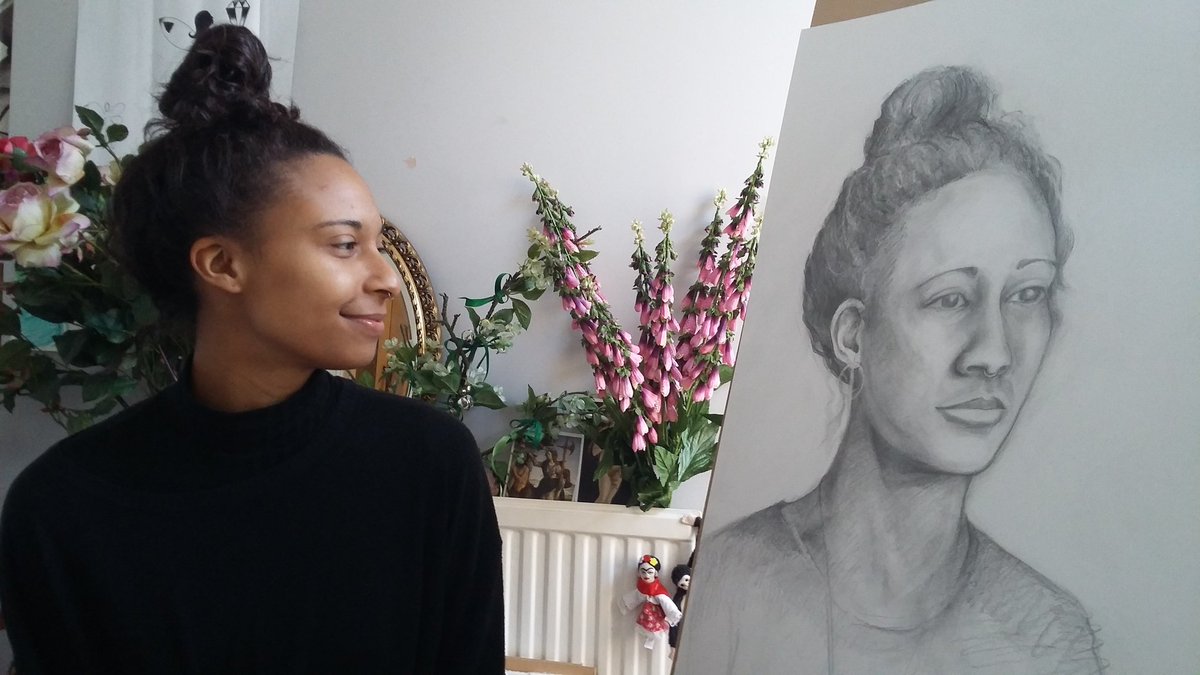 eleanorpearce's tweet image. Just finished! My latest portrait, of Cami from @CamiCrafts. Will be exhibited @familia_cafe from Thursday as part of my Introductions show