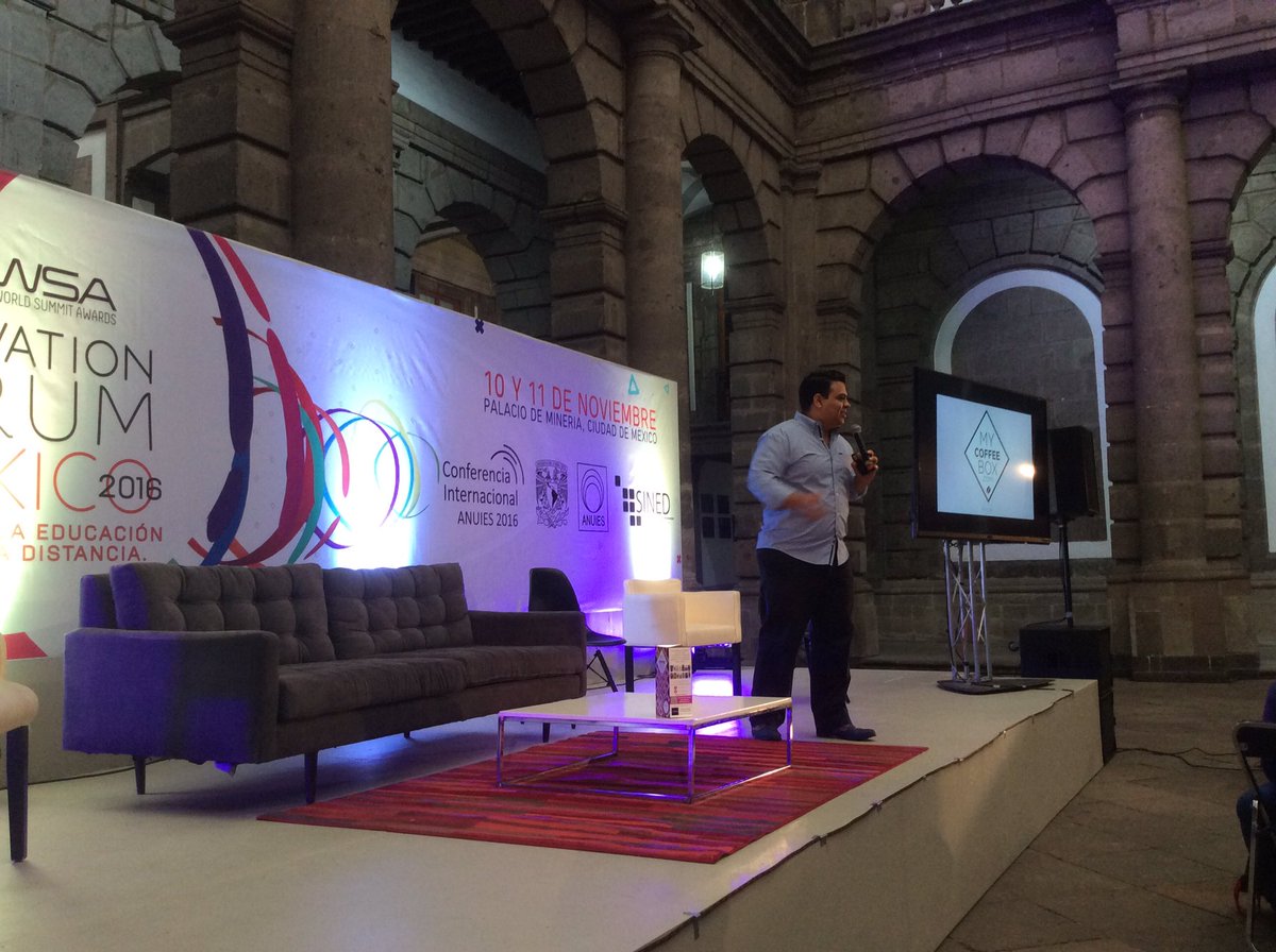 WSA_Innovation's tweet photo. Innovar por un cambio social
Luis Miguel Coutiño habla de @MyCoffeeBoxmx 
Emprendimiento chiapaneco en #WSAMEX2016 https://t.co/XNyi2T4CaY