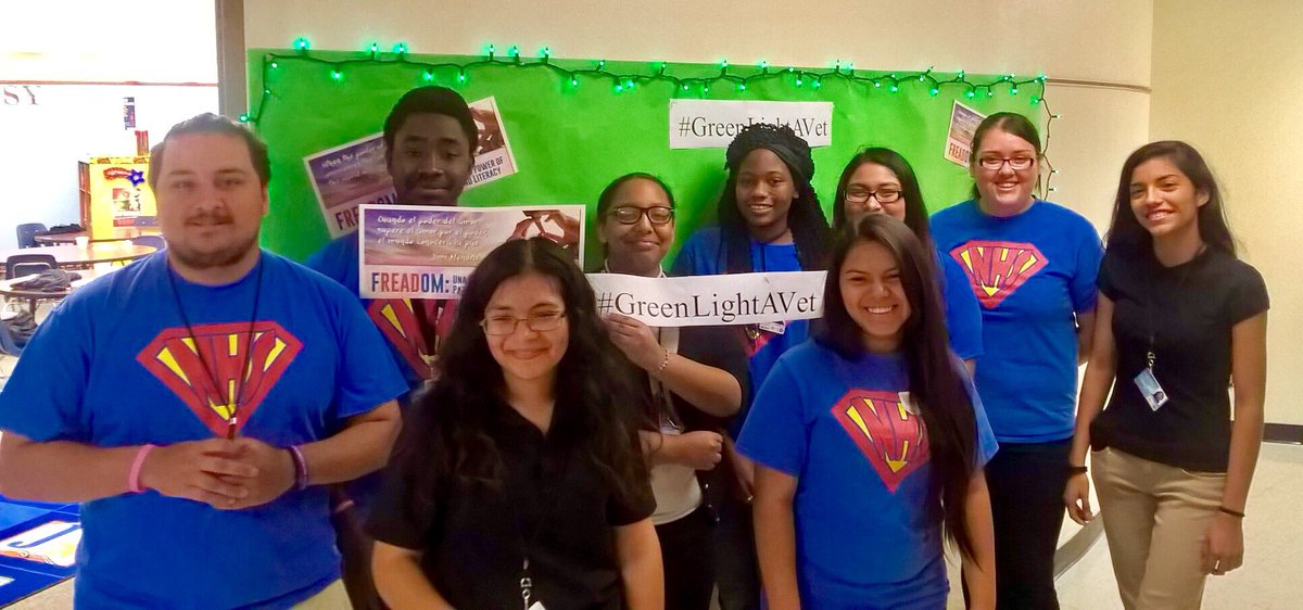 LGPLibrary's tweet photo. Pinkston NHS Vikings at DeZavala celebrating #VeteransDay #GreenLightAVet @DISD_Libraries @DallasReads Love our veterans! Thank you all!!! https://t.co/BkdOf4zpfQ