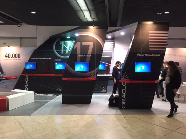 JJS_Stand tweet picture