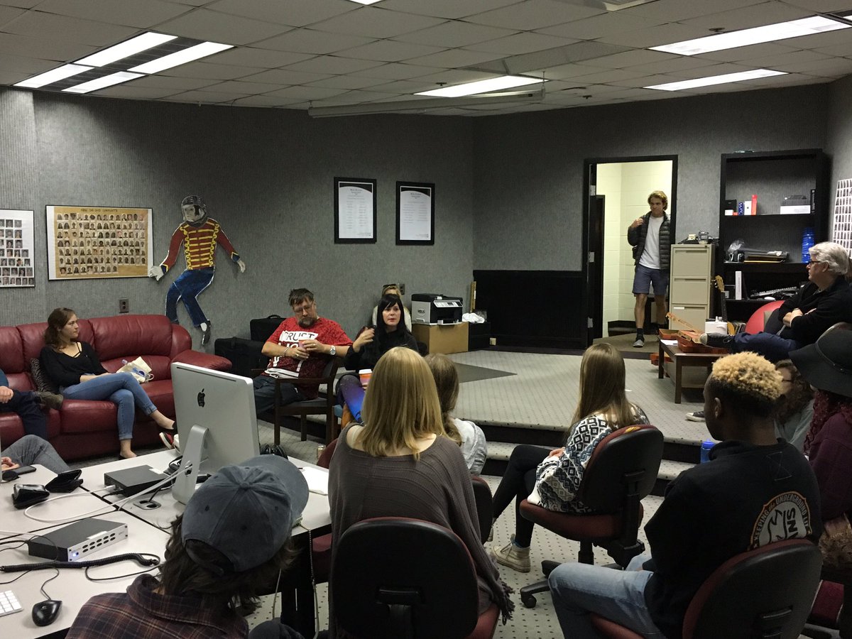 ugambus's tweet photo. Come on by to hear Mark Bowen, owner of Wichita Recordings, and Roxanne Oldham of Mix-Tape Music, share their experiences with MBUS students https://t.co/2qKfnx0cQ9