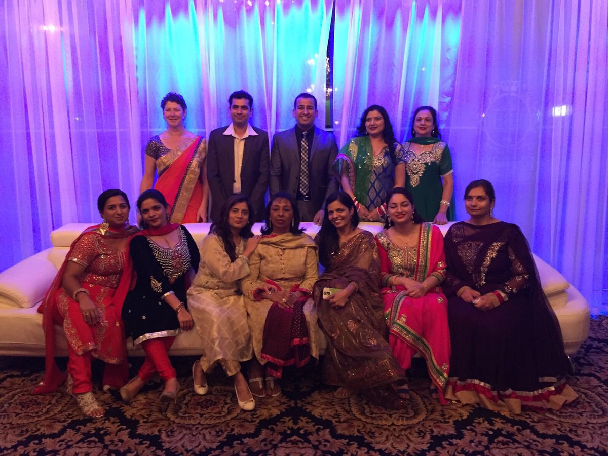 #Diwali <a href="/soodr2/">Rohit</a> <a href="/AllisonHay3/">Allison Hay</a> <a href="/hardip_bhatti/">Hardip Bhatti</a>