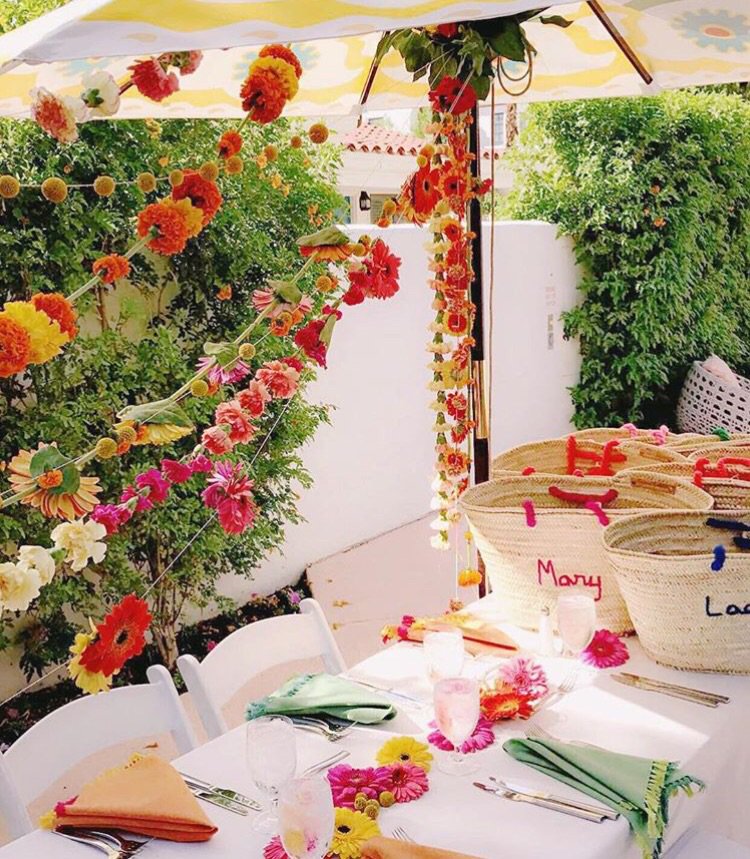 ValeneNyreen's tweet photo. Prep! #EventsByValene #EventPlanner #EventPlanning https://t.co/6uE0D7GcNc