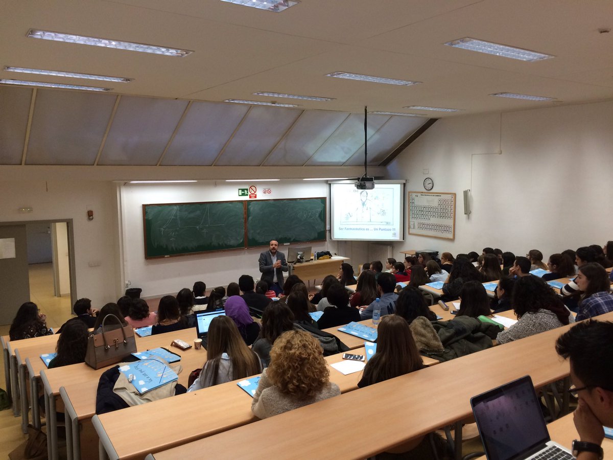 Disfrutando charla FIR gracias a nuestros amigos de @DeleFuah. Siempre un placer estar con vosotros.#VaASerQueFIR