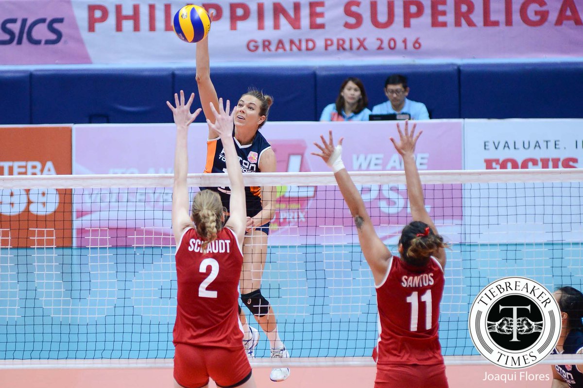 tiebreakertimes's tweet photo. #PSLGrandPrix #StrongerTogetherPSL IN PHOTOS: @FotonTornadoes vs. @SpikersCignalhd. Full album >> https://t.co/22OryEk8IY https://t.co/Eu5169XWG3
