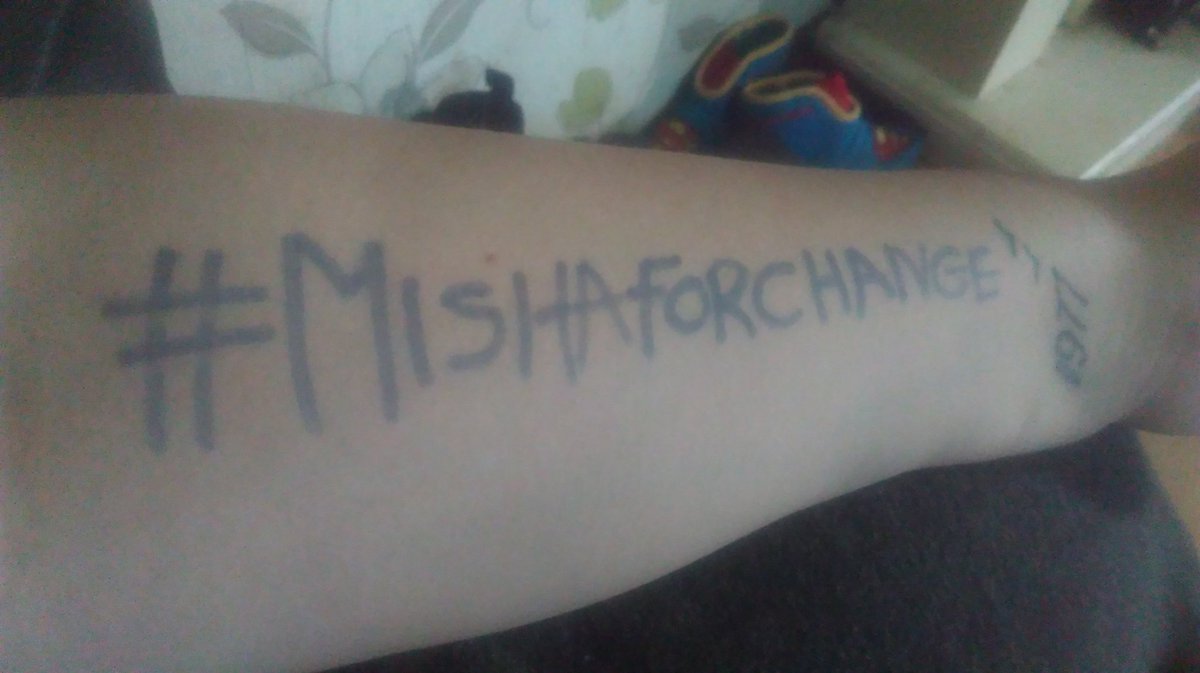 Jordi1798x's tweet photo. #MishaForChange this is for @mishacollins . I know he can make a change. Because he loves his country. Here's to Misha. #SPNFamily https://t.co/LzDyjPbzti