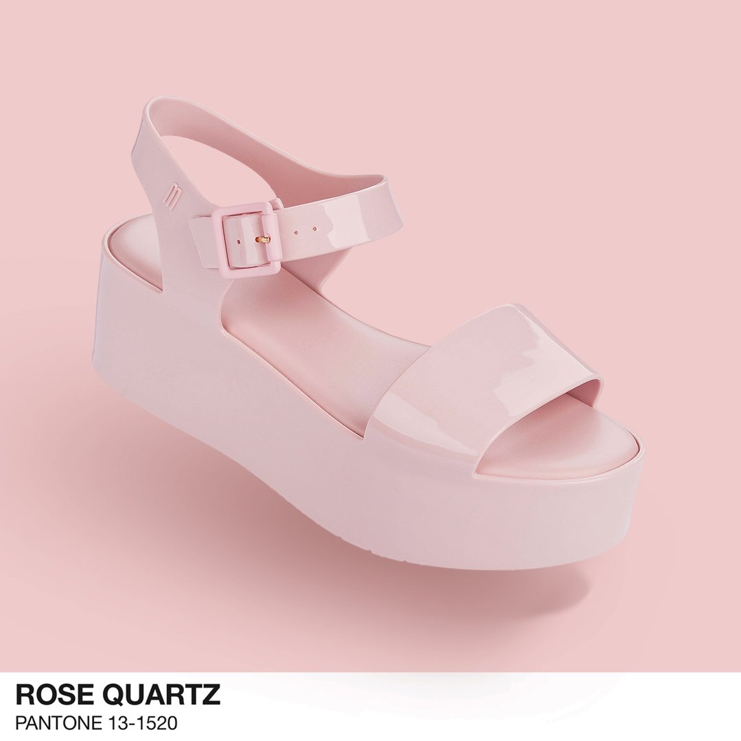 shoesmelissa's tweet photo. Rose Quartz feelings ✌️ https://t.co/BQSzXtGD0h #MelissaDanceMachine https://t.co/GiJ8QfAUwn