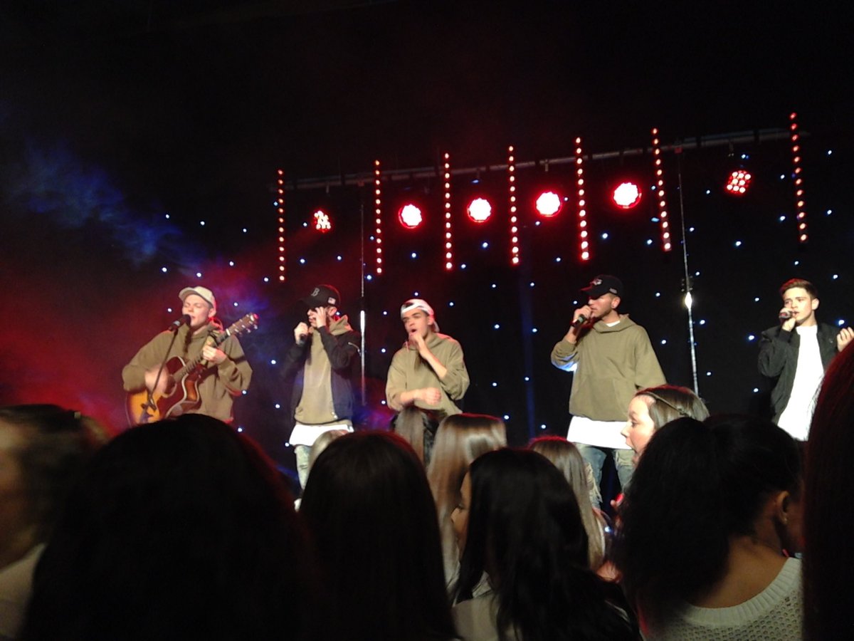 YesLadNews's tweet photo. The lads performing at @therockbury yesterday in Manchester: https://t.co/3okxOGVthO
