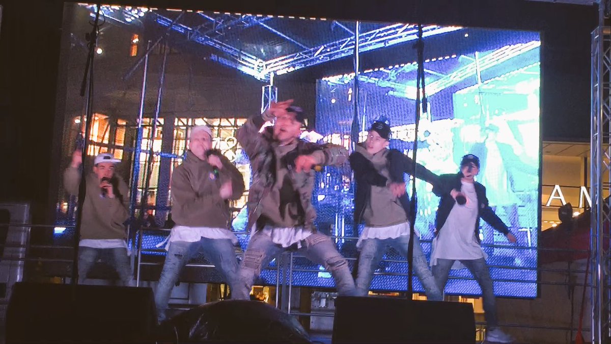 YesLadNews's tweet photo. The lads performing at @therockbury yesterday in Manchester: https://t.co/1l3r68O3WX