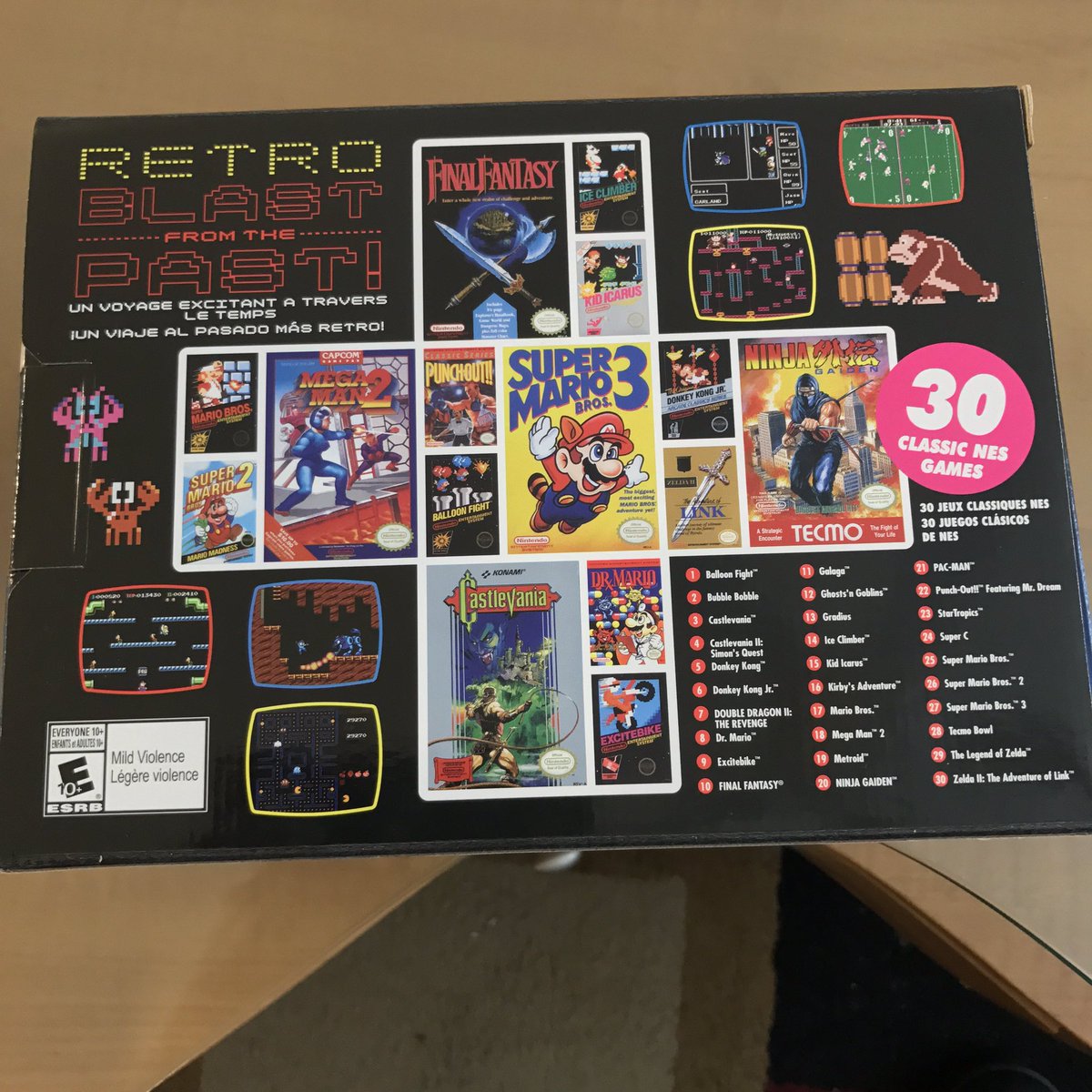ric_tanaka's tweet photo. I think I'm onto sumtn here 🤔...#miniNINTENDO with 30 built in games https://t.co/EDhm6zsP1g