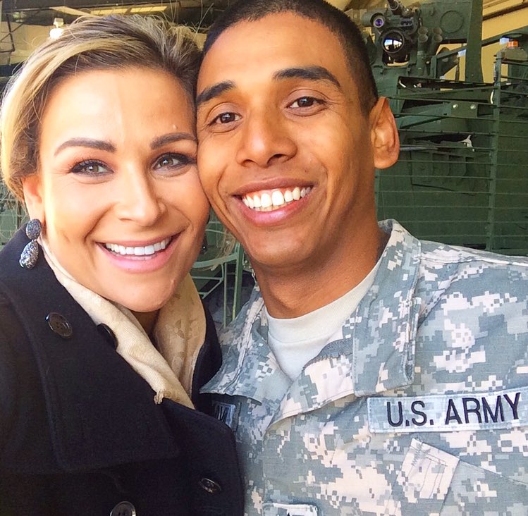 NatbyNature's tweet photo. Thank you to our veterans! You ALL are true heroes in every way. #VeteransDay @WWE #whosyourhero @HireHeroesUSA 🙌 https://t.co/l2TWzz5bTl