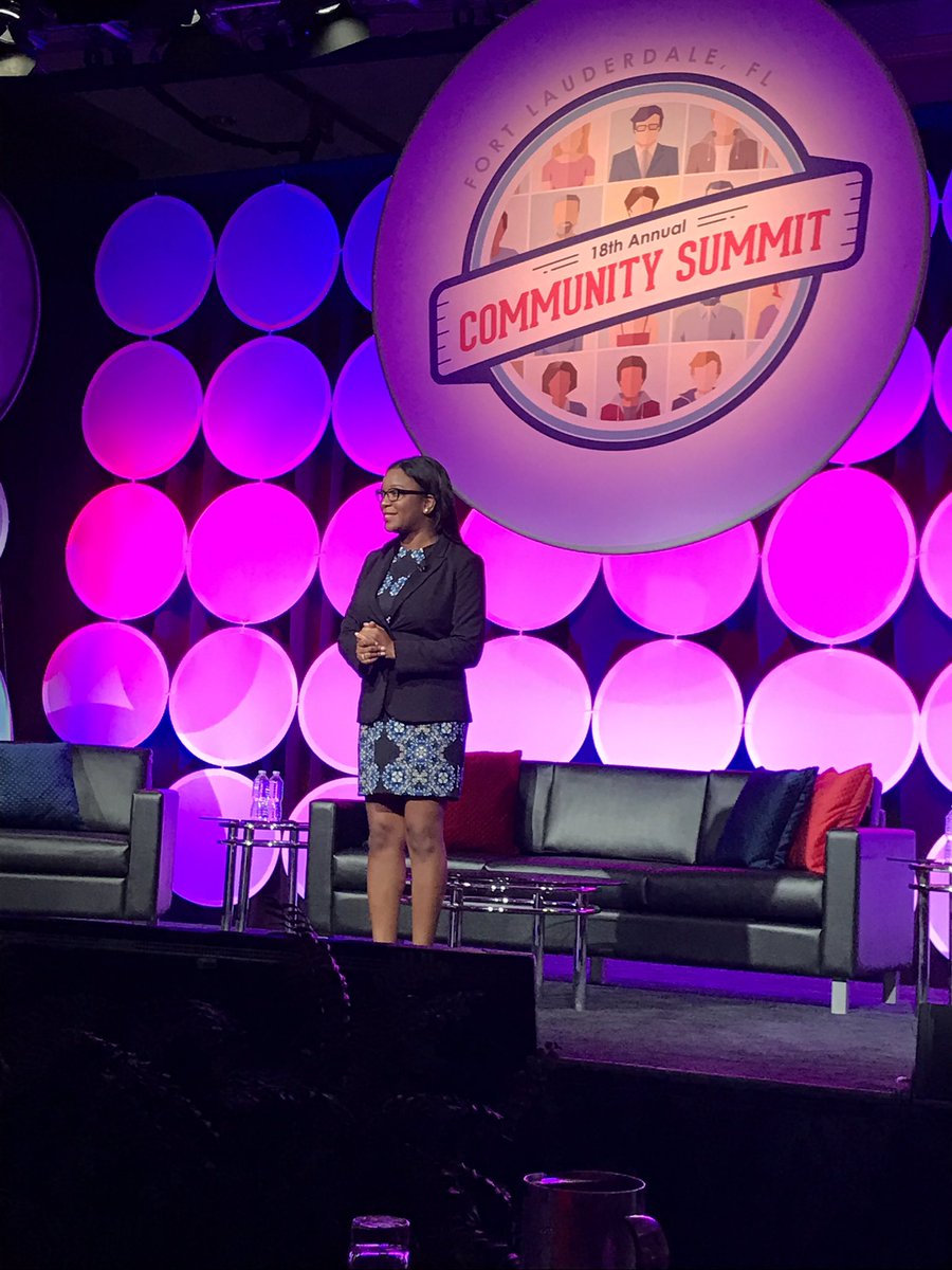 ddriffin's tweet photo. Our homegirl!!! #YS16 #CS18 https://t.co/sd3NSsrYXq