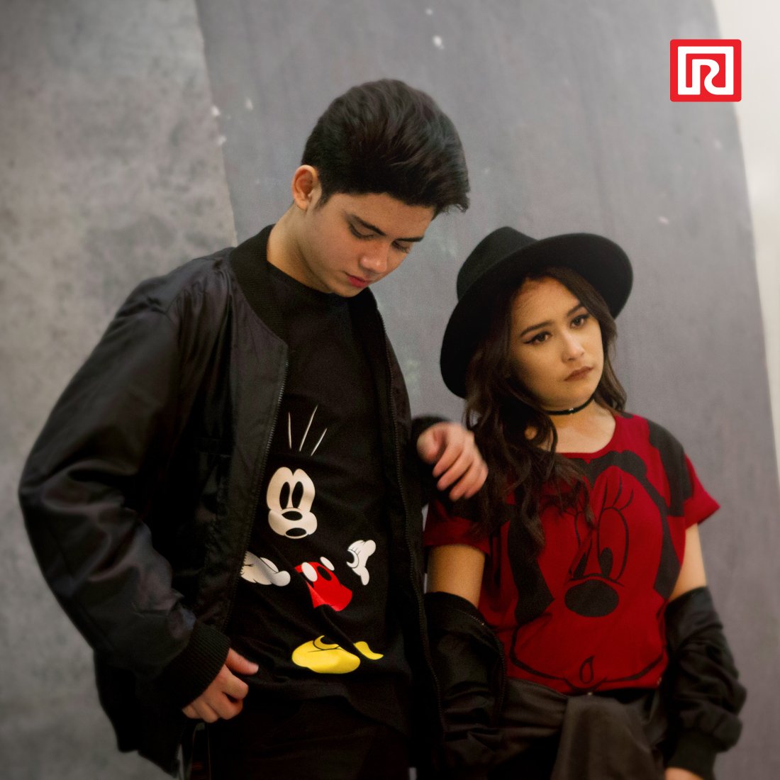 Yg udah penasaran sama project <a href="/alysyarief/">Aliando Syarief.</a> dan <a href="/PrillyBie/">Prilly ☘️</a> bersama <a href="/ramayanads/">Ramayana Dept. Store</a> , sabar yah. Nih, kt punya behind the scene kemarin bwt kamu.