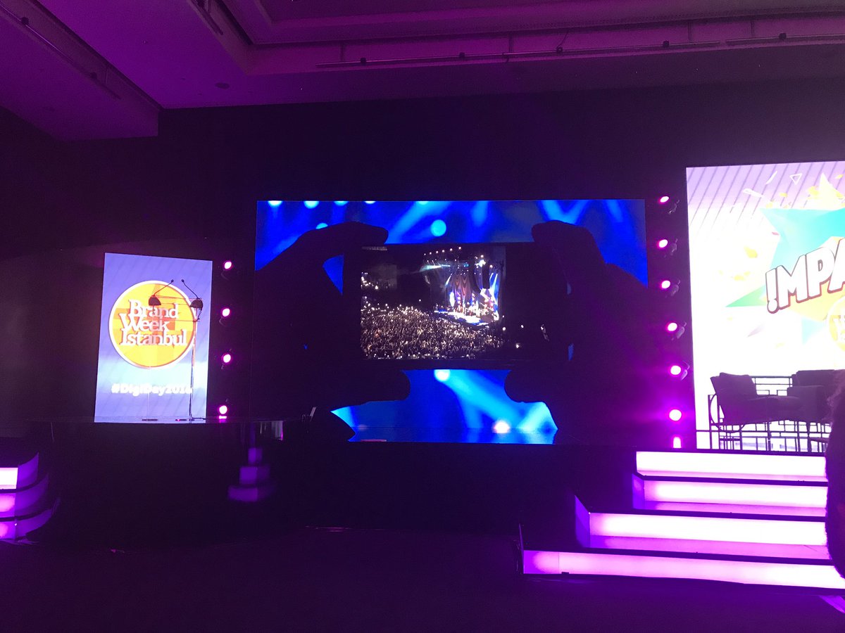 brandweekist's tweet photo. Hilmi Aydın: "Herkes elindeki telefonla bir gazeteci olabiliyor. Haber için televizyonlar kendi muhabirlerini göndermiyorlar."
#DigiDay2016 https://t.co/My9qIjPQN6