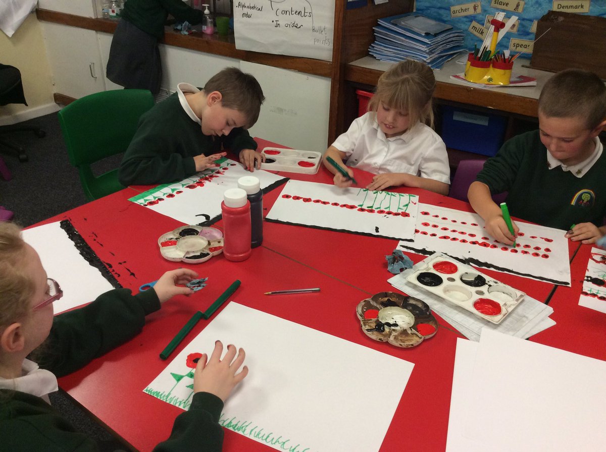 TheParksY3_4's tweet photo. Wonderful armistice day art work from year 3/4. https://t.co/CTZMBtcLn5