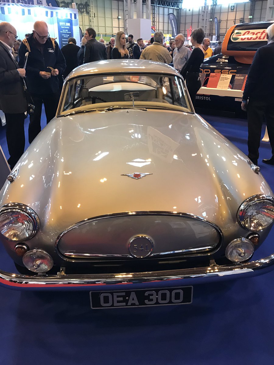 EastCoastAdd's tweet image. Oh my, the @ClassicMotorNEC delivers beautiful #cars in spades. Find us on stand 140 with Vintage Roadcar Magazine.